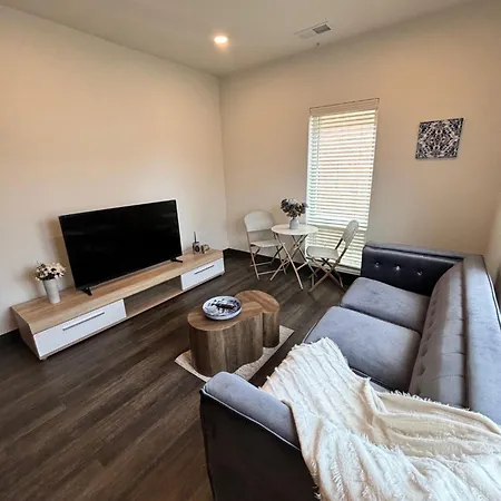 Central Ave Abode - Free Parking!
